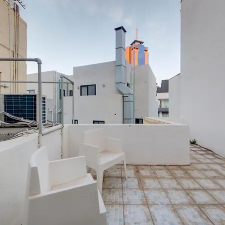 - Paceville Panzió San Ġiljan