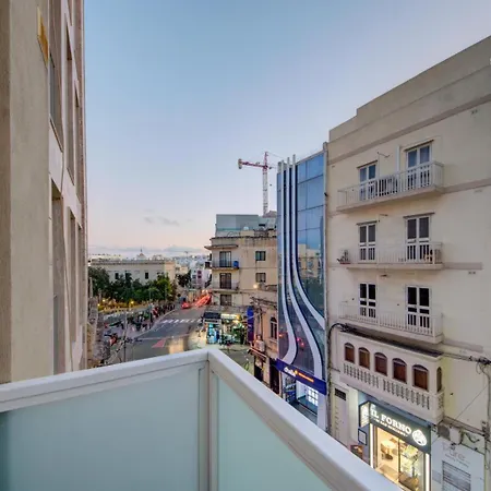 - Paceville Panzió San Ġiljan