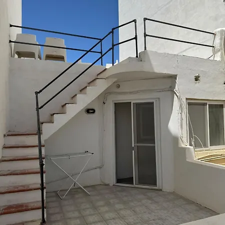 Panzió - Paceville San Ġiljan